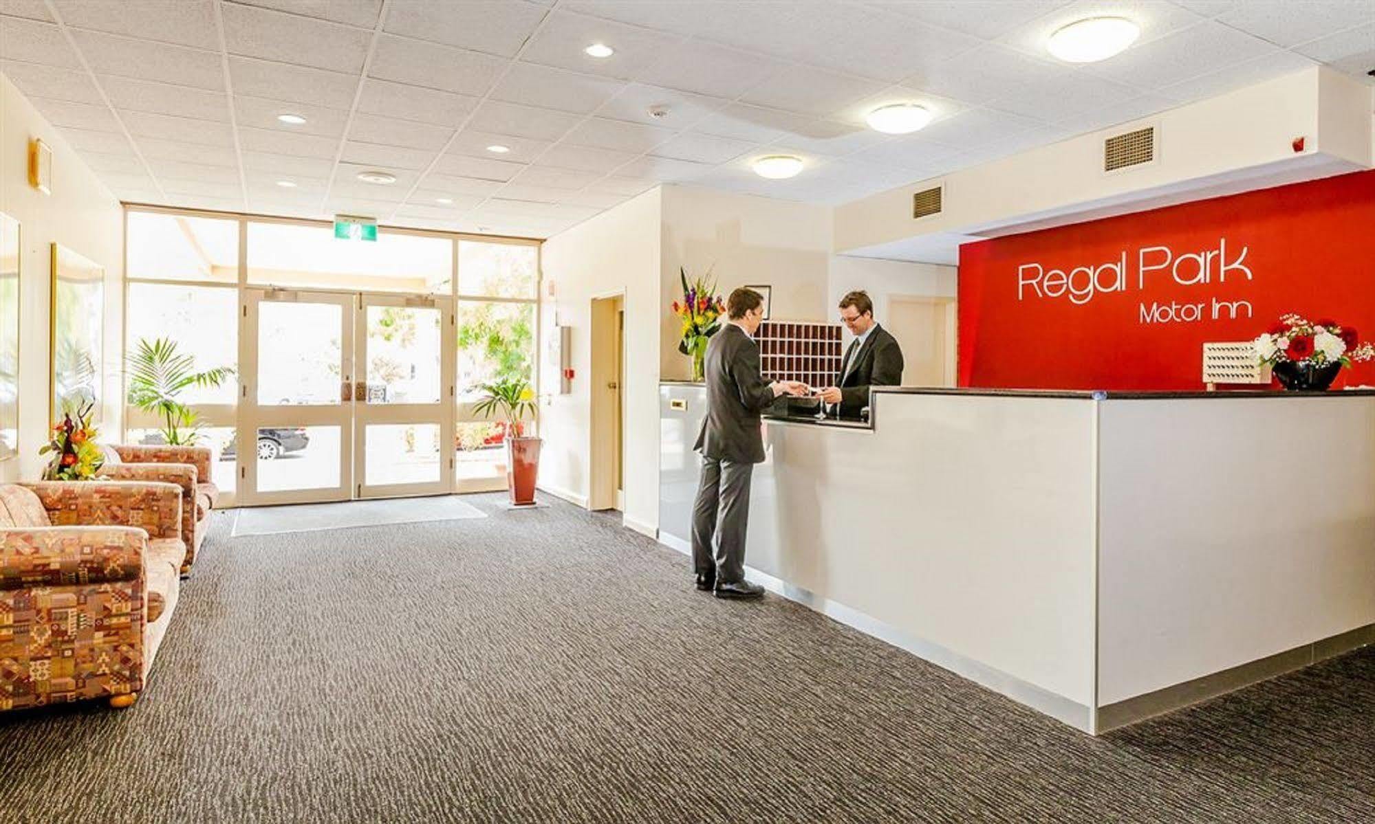 Comfort Inn Regal Park Adelaide Exteriér fotografie